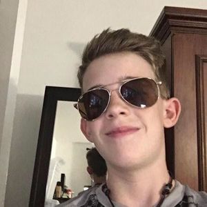 Meet your Posher, Dylan